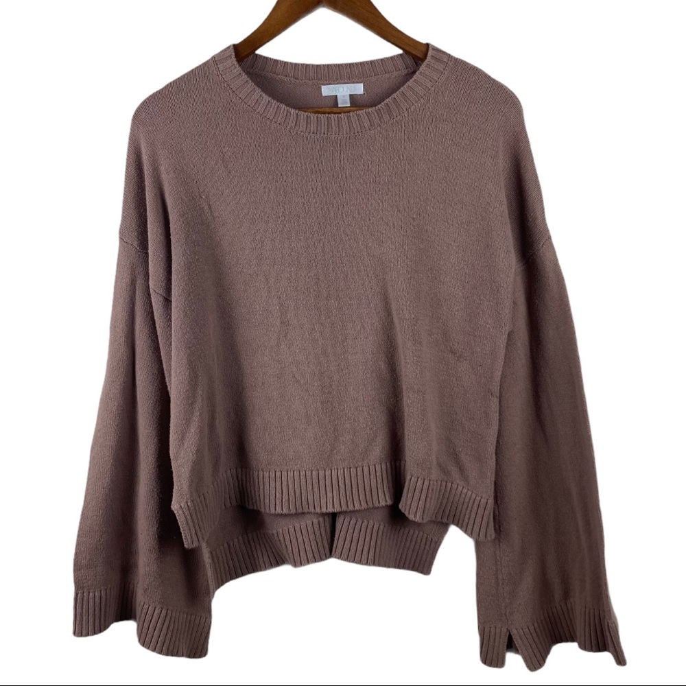 Women’s Knitted Pink Bell Sleeve Sweater Medium